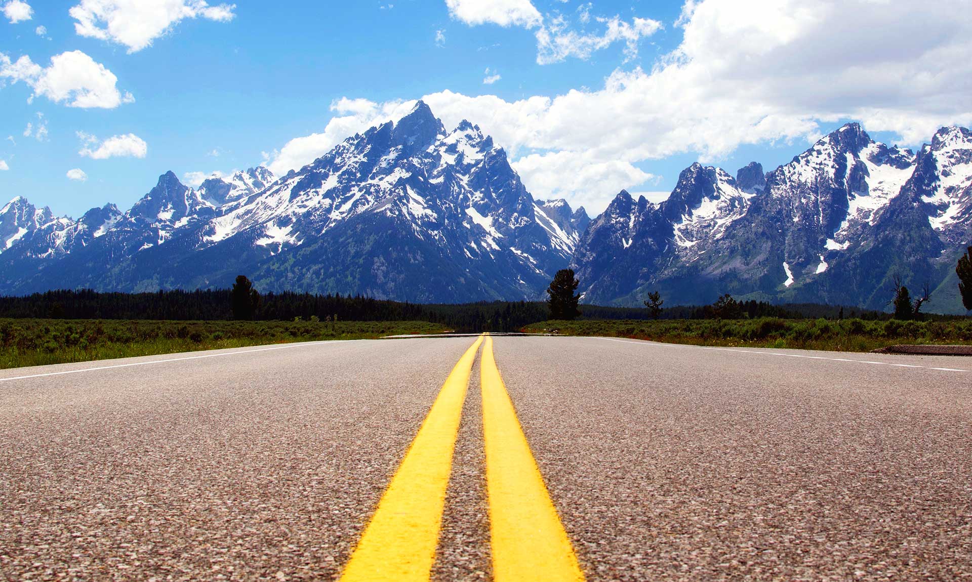 Long Road Headed towards Snowy Mountains Long Road Headed towards Snowy Mountains